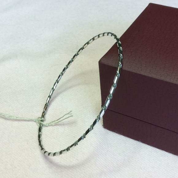 FINAL SALE PRICE Vintage Sterling Silver Spiral Bangle Bracelet - Picture 2 of 5